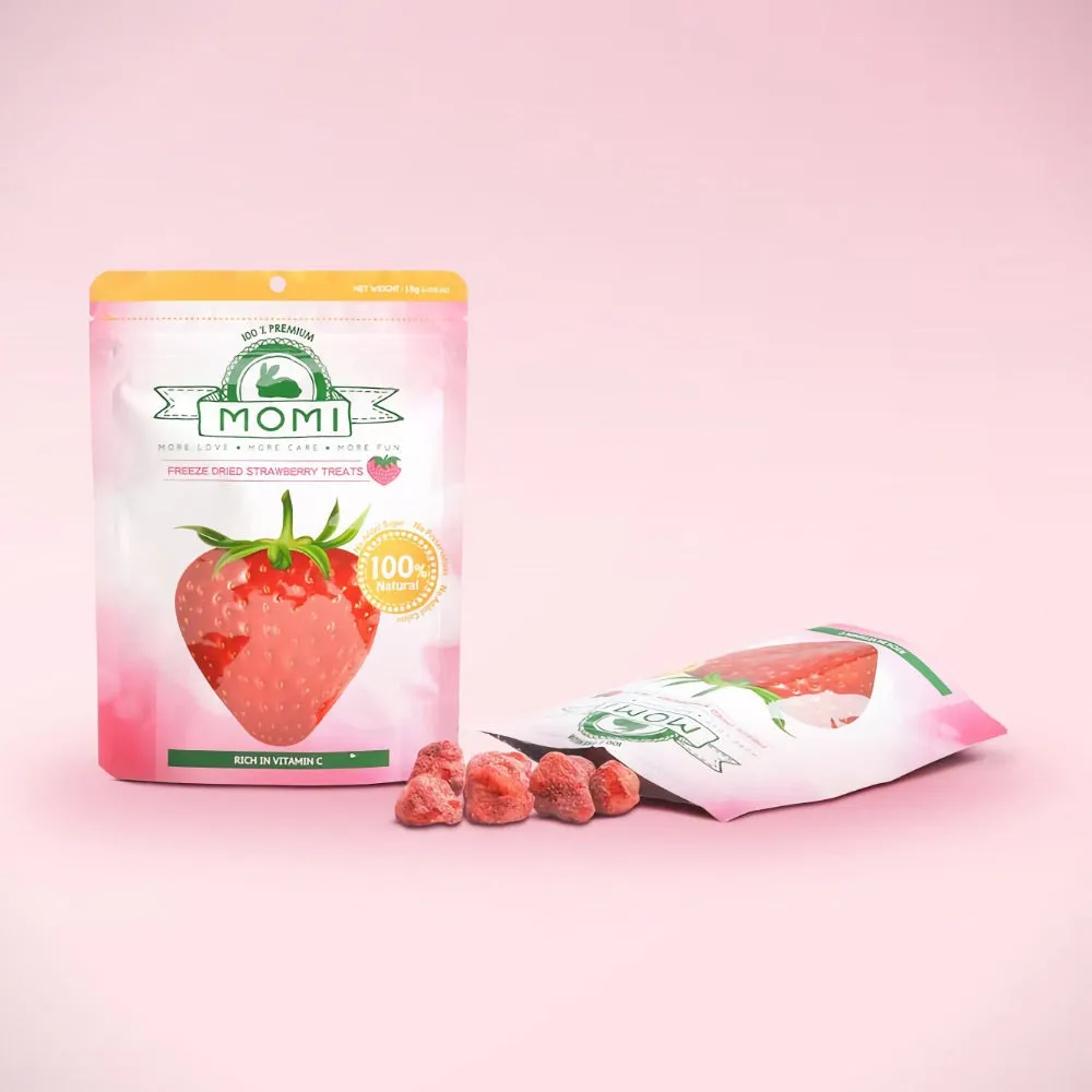 Momi Freeze Dried Strawberry Rabbit Treats 15g